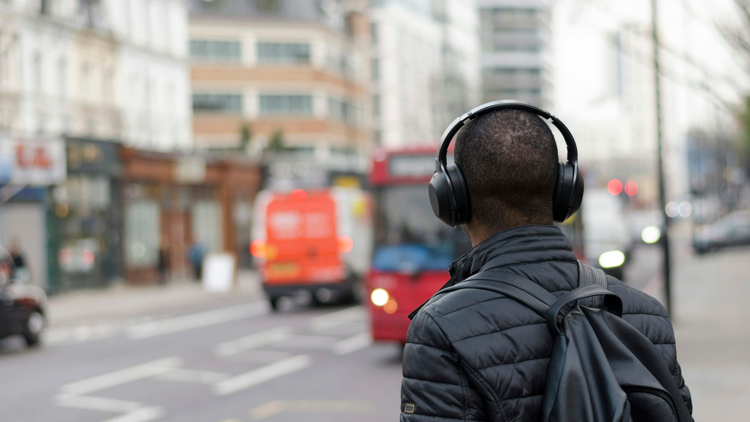 Gamana hands-free GPS audio tours with location-triggered stories